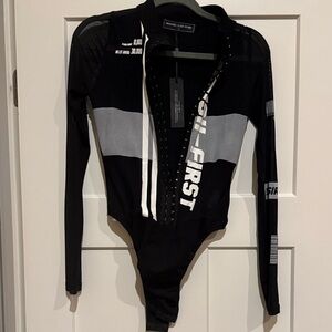 Maniére De Voir Black and Gray Long Sleeve Bodysuit